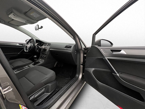 Volkswagen Golf I 21 of 27