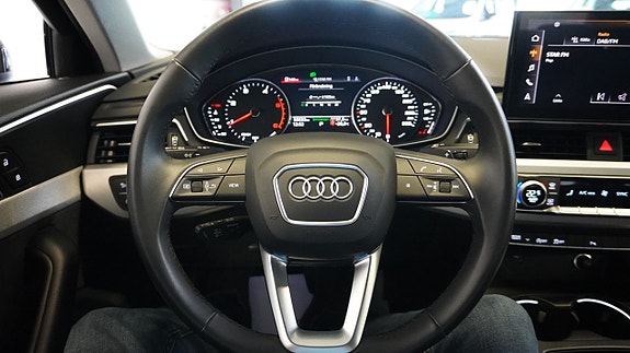 Audi A4 14 of 24