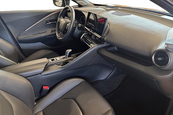 Toyota C-HR 7 of 21