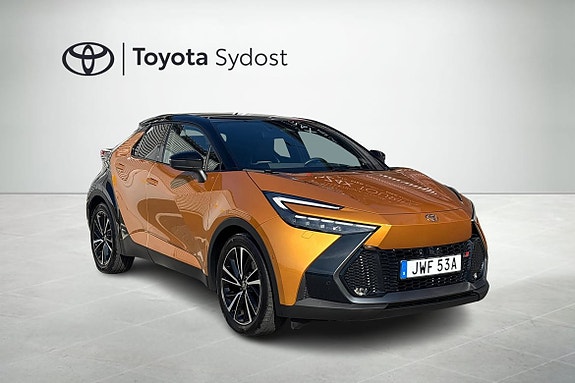 Toyota C-HR 19 of 21