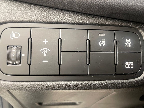 Kia Carens 20 of 20