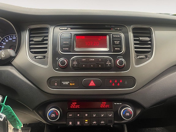Kia Carens 18 of 20