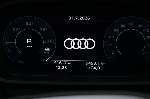 Audi Q4 e-tron 8 of 27