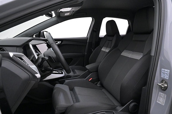 Audi Q4 e-tron 10 of 27