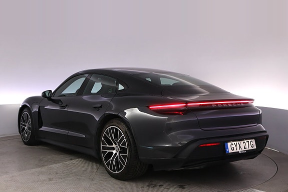 Porsche Taycan 4 of 27
