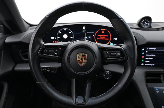 Porsche Taycan 7 of 27