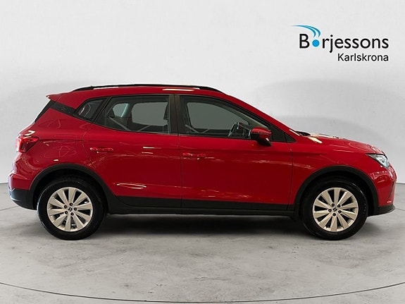 Seat Arona 2 of 16
