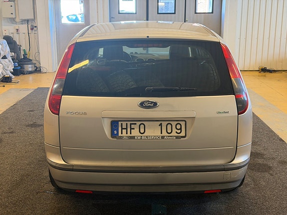 Ford Focus 6 of 11