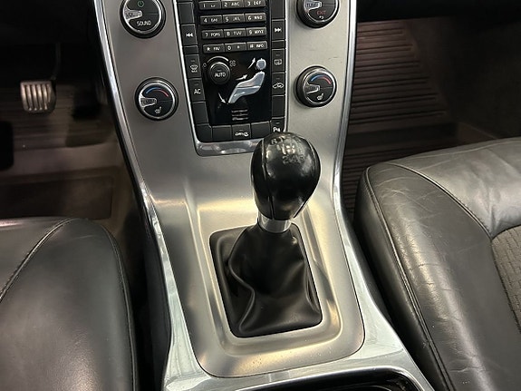 Volvo V70 14 of 18