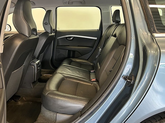 Volvo V70 9 of 18