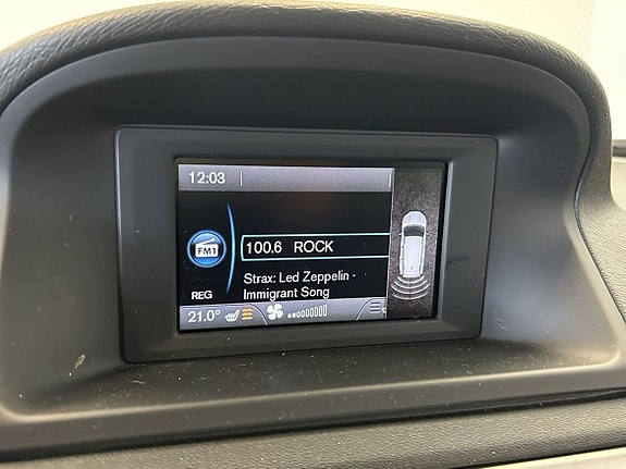 Volvo V70 16 of 18