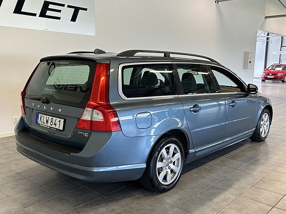Volvo V70 5 of 18