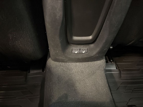 Volvo V40 9 of 14