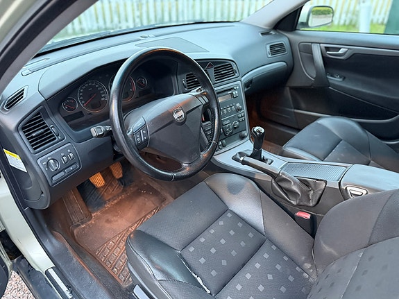 Volvo S60 6 of 8