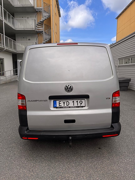 Volkswagen Transporter 6 of 15