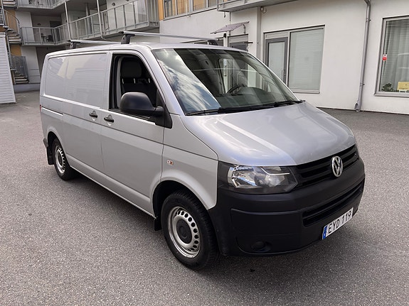 Volkswagen Transporter 2 of 15