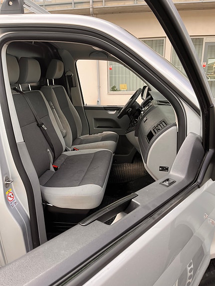 Volkswagen Transporter 7 of 15