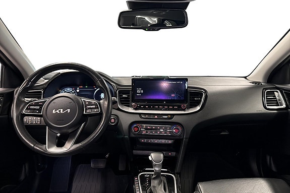 Kia Ceed 8 of 13