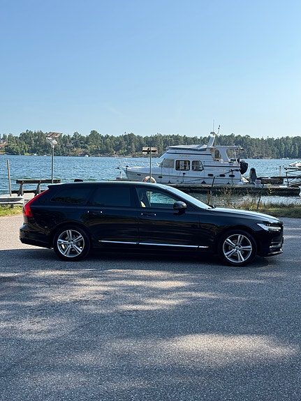 Volvo V90 10 of 11