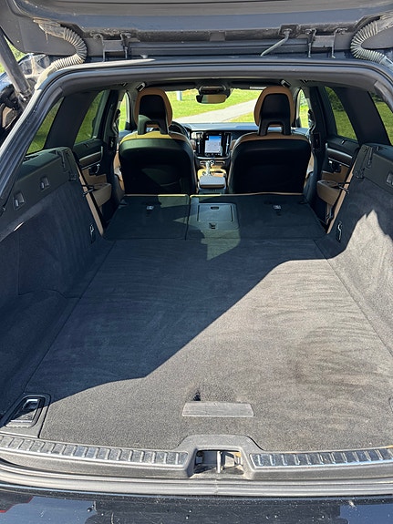 Volvo V90 9 of 11