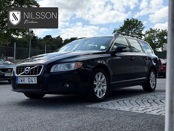 Volvo V70 4 of 30