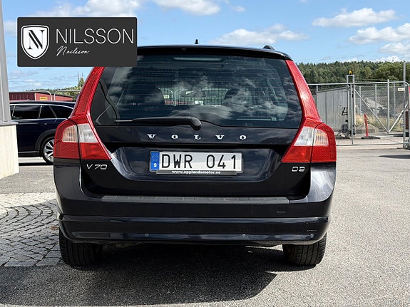 Volvo V70 10 of 30