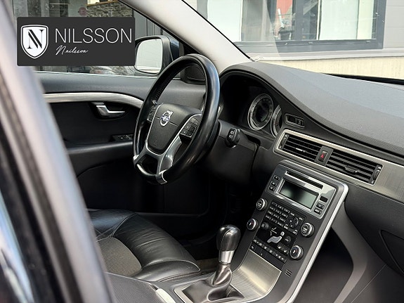 Volvo V70 20 of 30