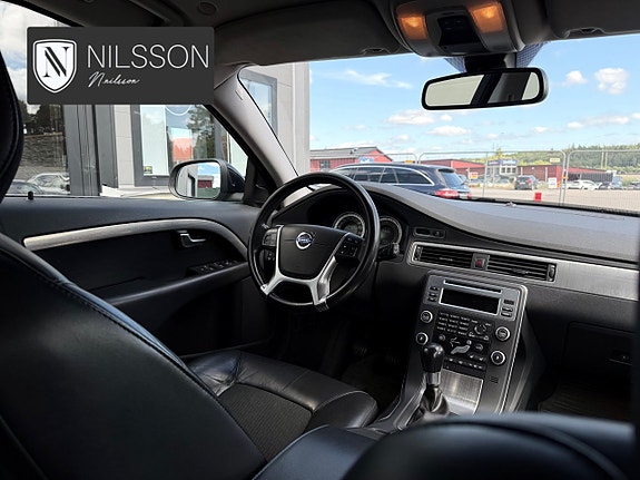 Volvo V70 27 of 30