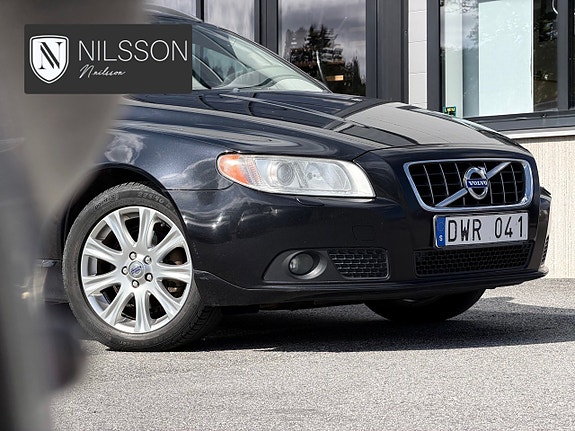 Volvo V70 3 of 30