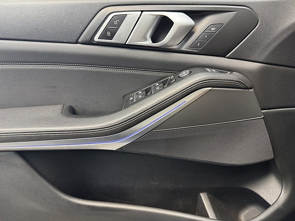 BMW X5 23 of 25