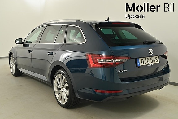 Skoda Superb 8 of 13