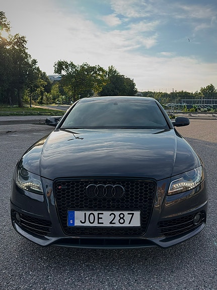 Audi A4 3 of 24