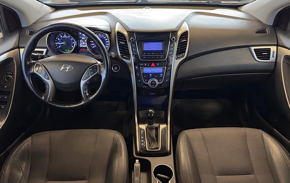 Hyundai i30 7 of 15