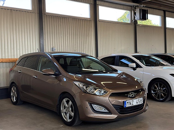 Hyundai i30 3 of 15