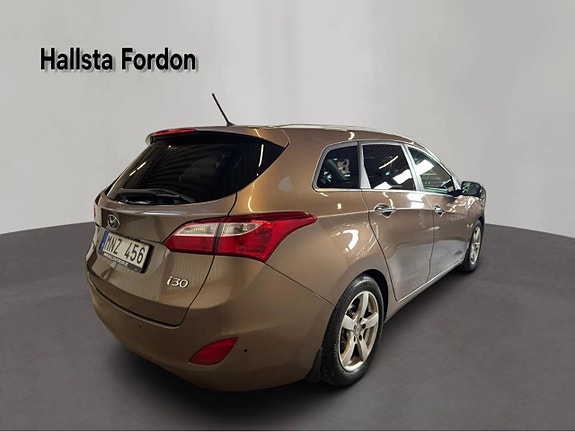Hyundai i30 6 of 15