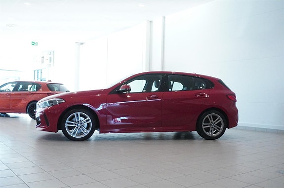 BMW 118i 4 of 14