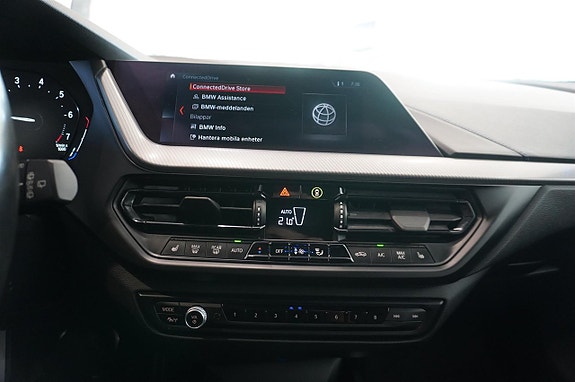 BMW 118i 9 of 14