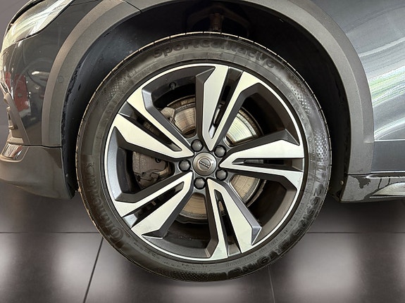 Volvo V60 Cross Country 25 of 25