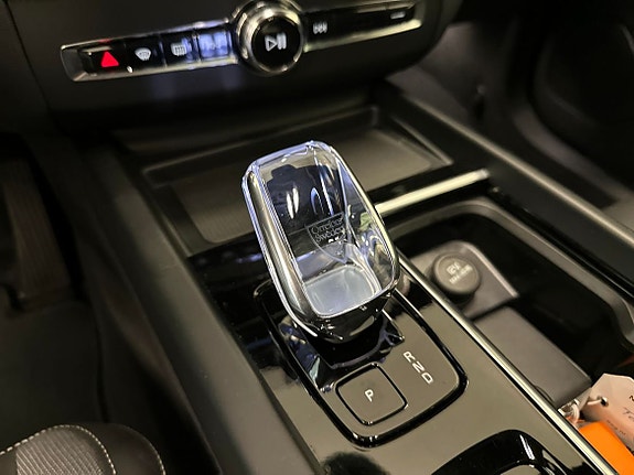 Volvo XC60 10 of 15
