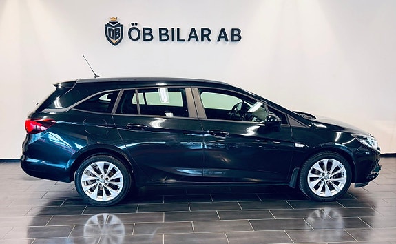 Opel Astra 2 of 12