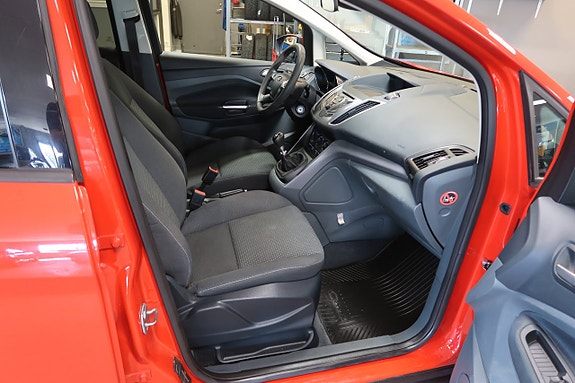 Ford C-Max 13 of 13
