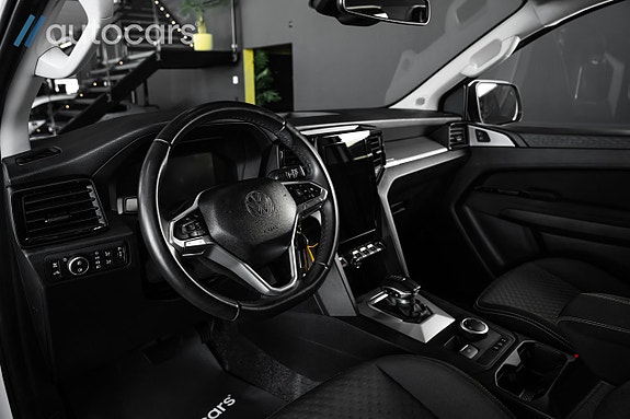 Volkswagen Amarok 18 of 30
