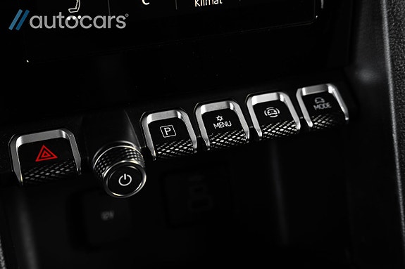 Volkswagen Amarok 24 of 30