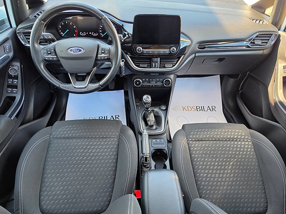 Ford Fiesta 8 of 13