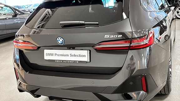 BMW 530e 7 of 9