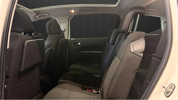 Peugeot 5008 9 of 11