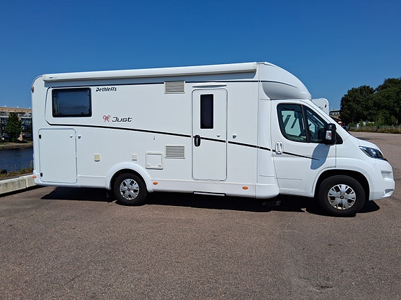 Dethleffs T 7052 EB 3 of 19