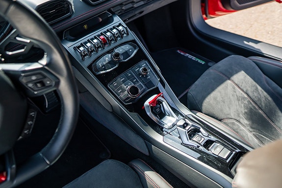 Lamborghini Huracan 12 of 20