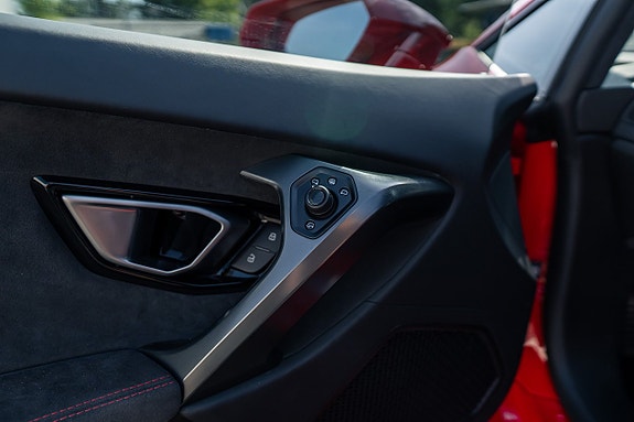 Lamborghini Huracan 15 of 20