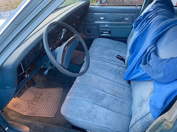 Chevrolet Caprice 7 of 14